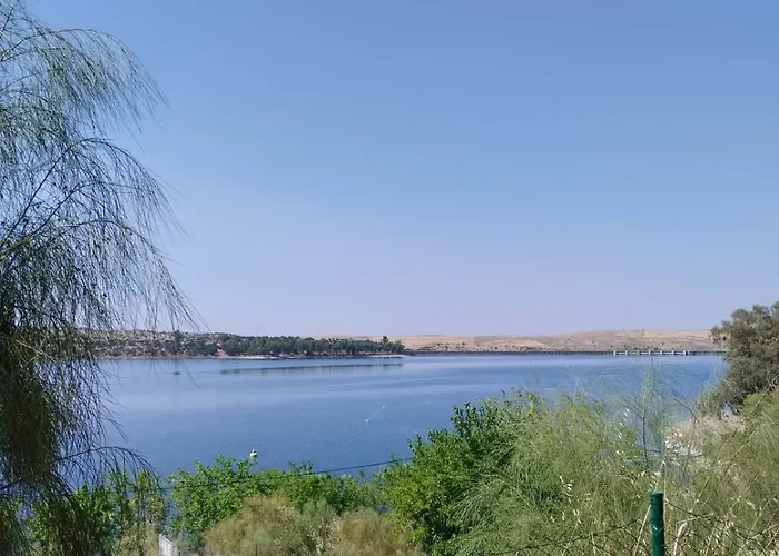 El Burgo Кемпинг *