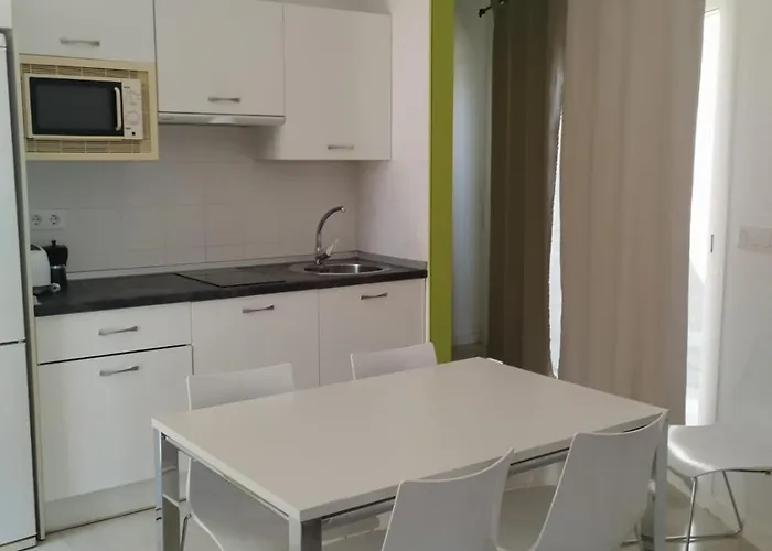 El Burgo Кемпинг